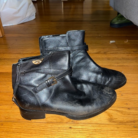 Black and gold Tory birch booties - Picture 2 of 4